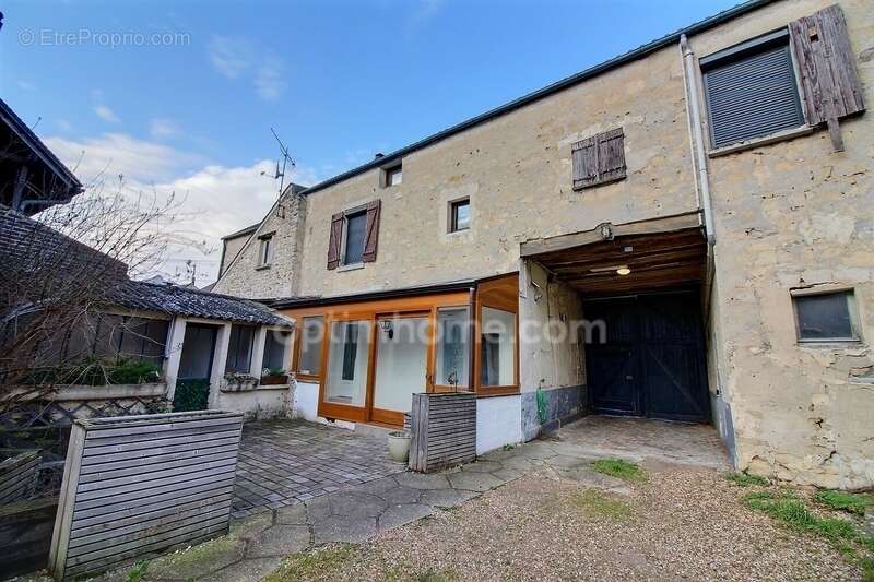 Maison à ECQUEVILLY