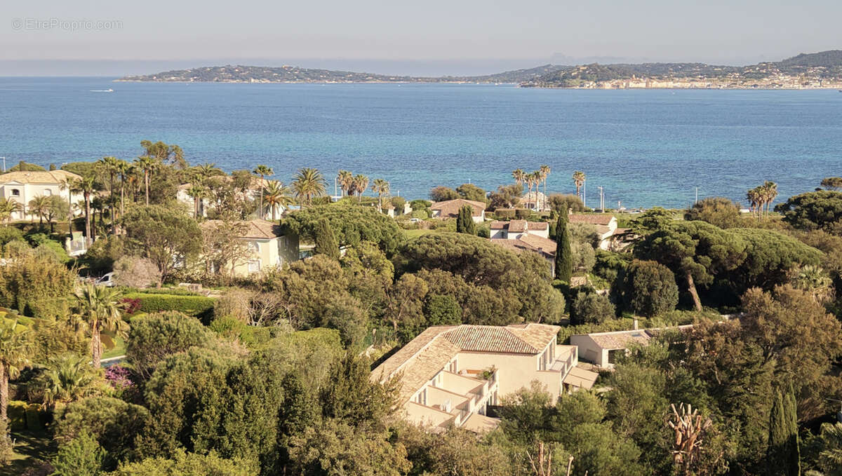 Appartement à GRIMAUD