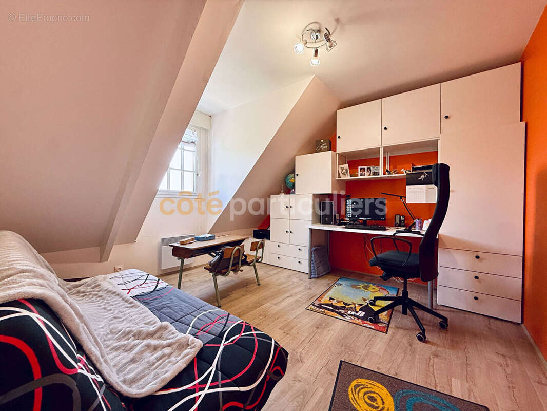 Maison à SAINT-JEAN-DES-BAISANTS