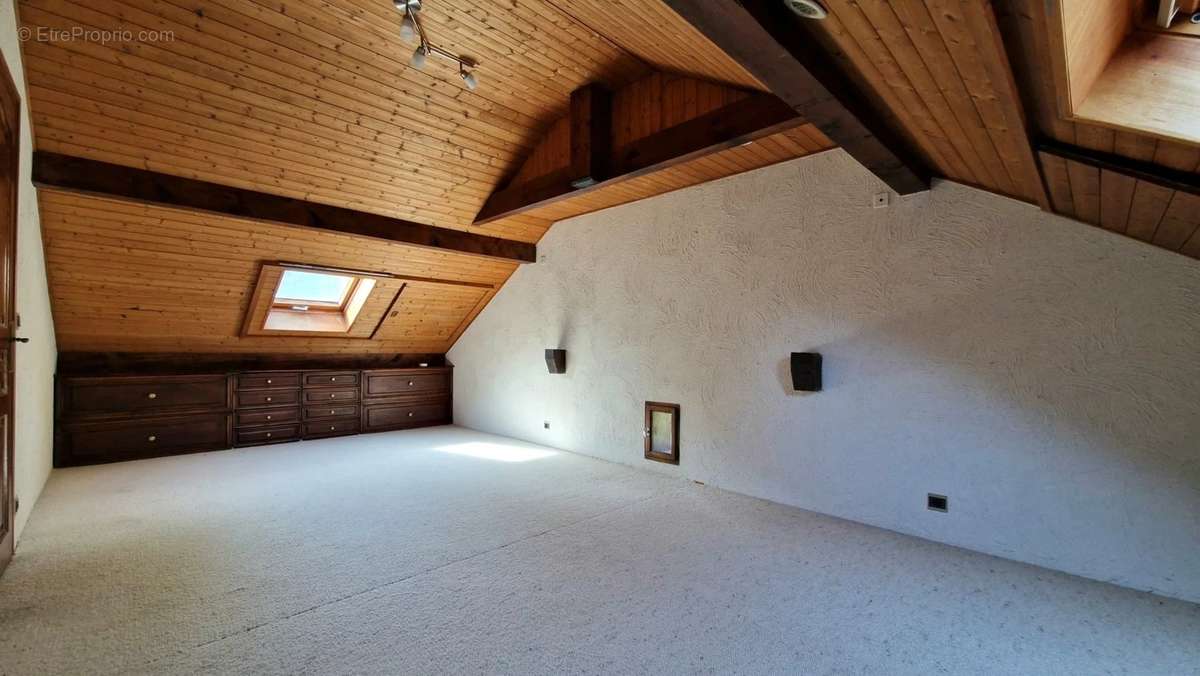 Maison à SAINT-JORIOZ