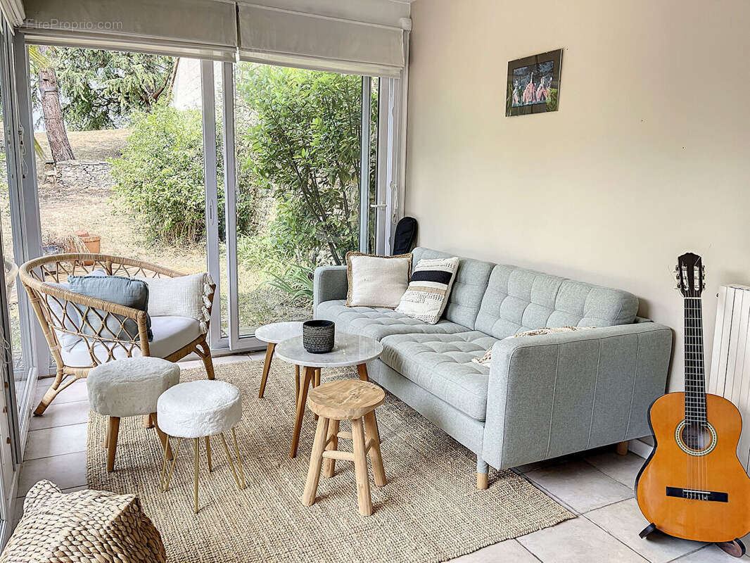 Maison à NEAUPHLE-LE-CHATEAU