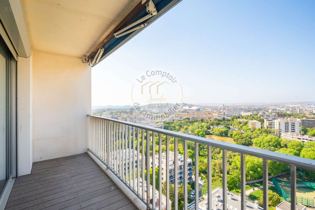 Appartement à MARSEILLE-9E