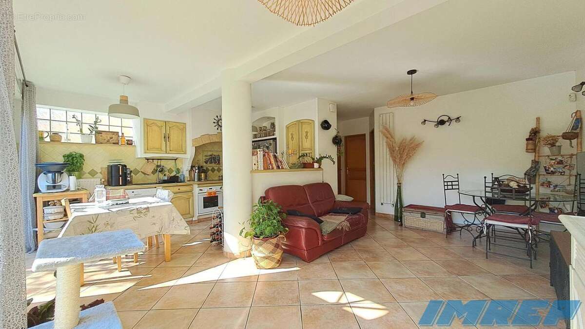 Maison à MARSEILLE-10E