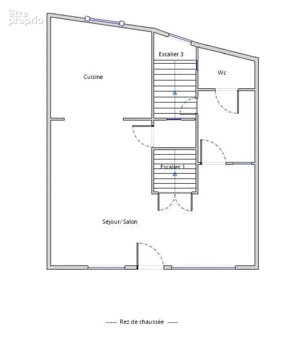 VISAN (84) - De beaux volumes pour cette maison de village de 150 m² avec 3 chambres et vue sur la vallée - photo 15
