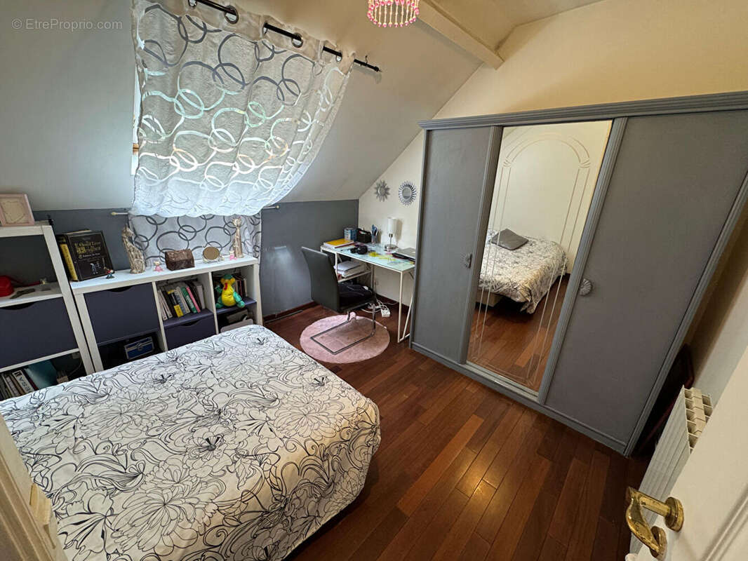 Maison à NOISY-LE-SEC