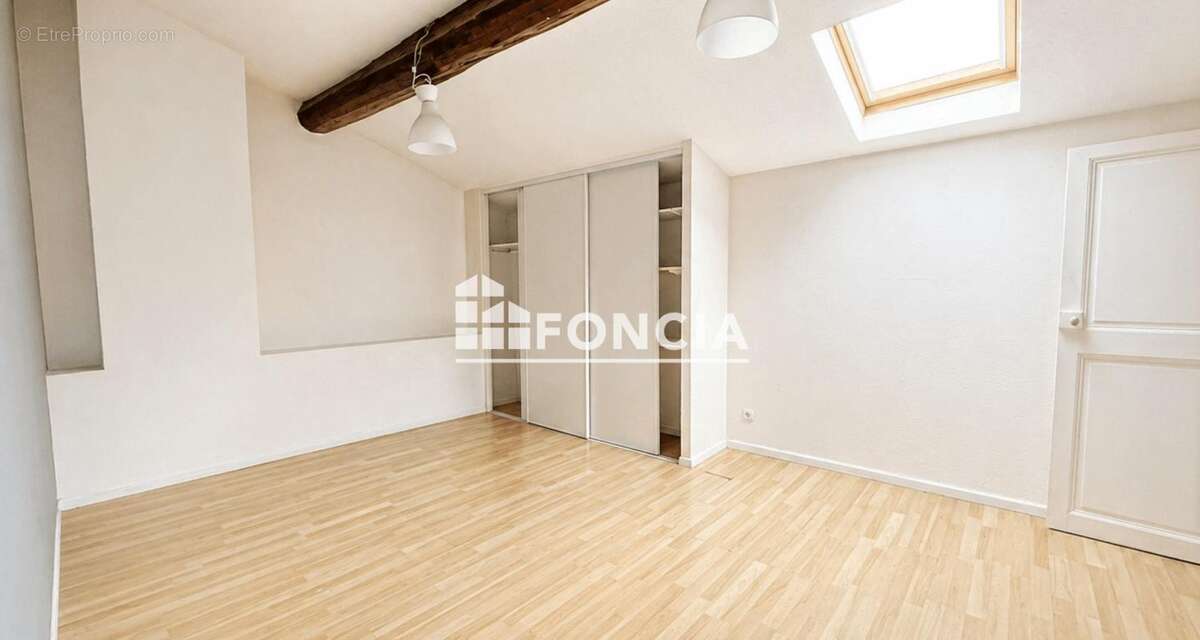 Un beau potentiel en plein cœur de Montpellier ! - photo 2