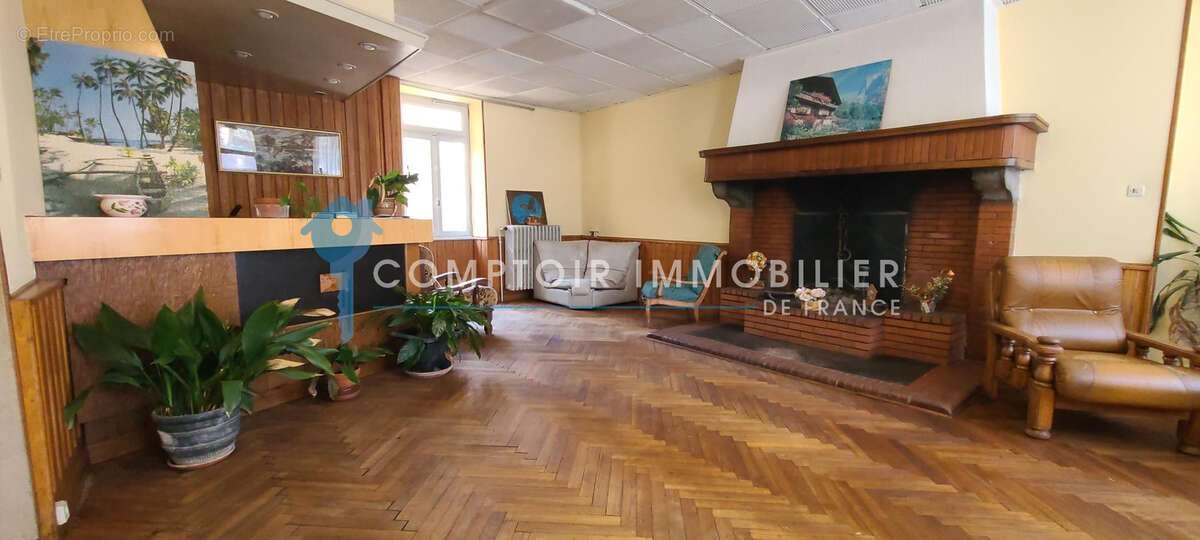 Appartement à MONTREJEAU