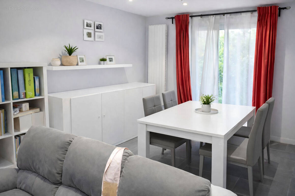 Appartement à TORCY