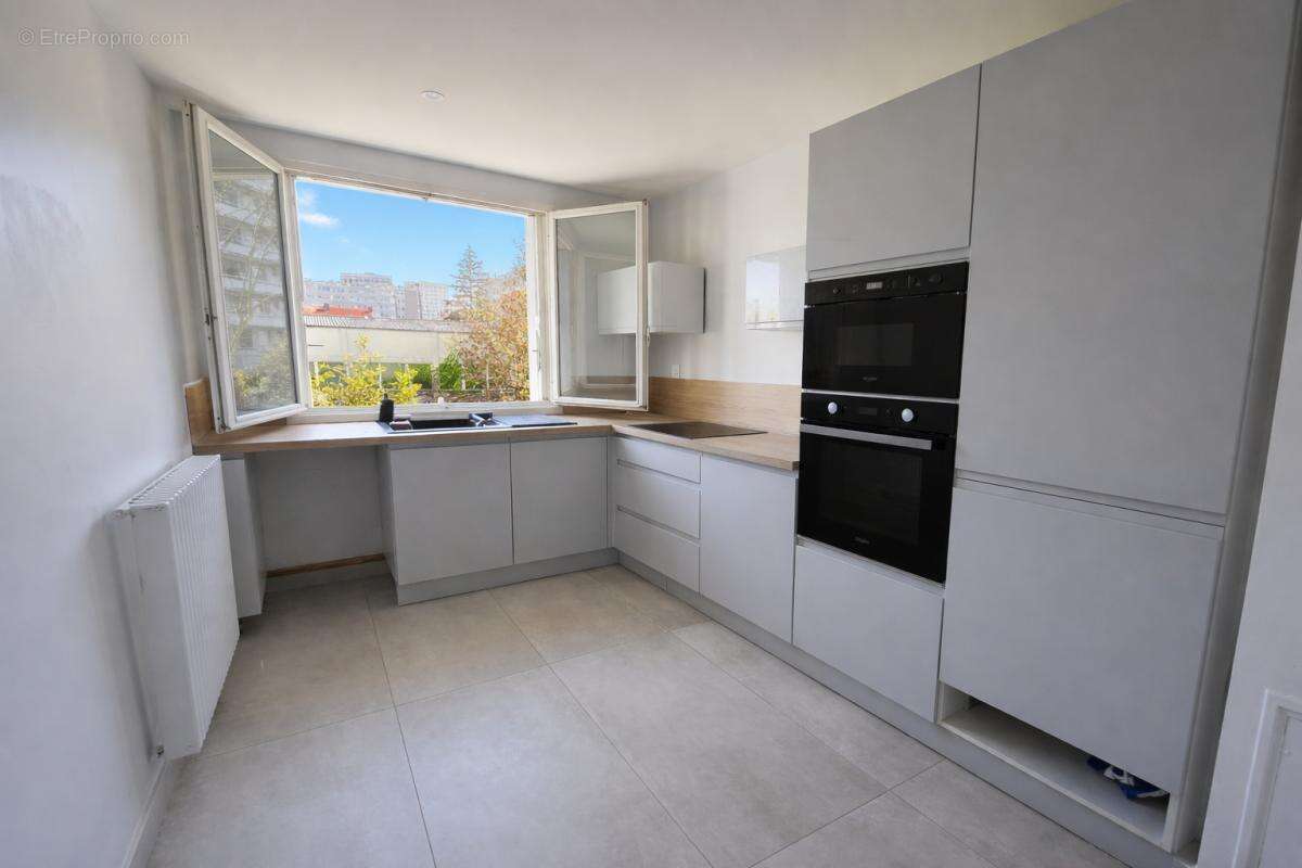 Appartement à VILLEURBANNE