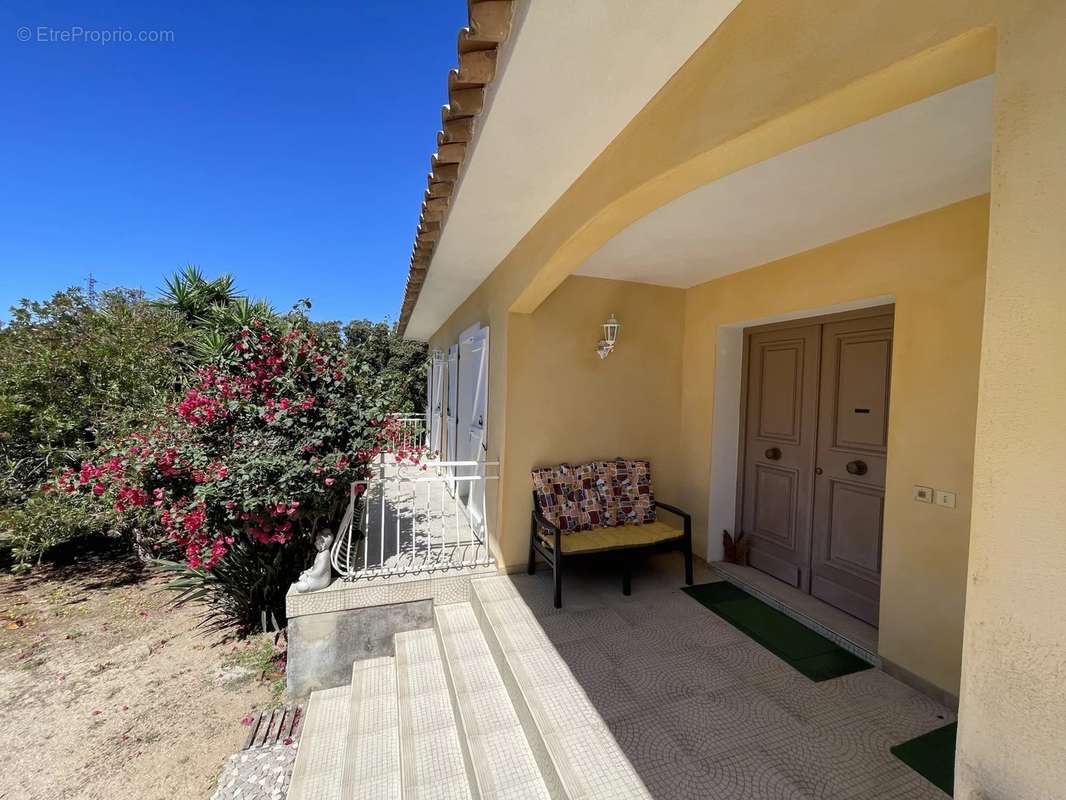 Maison à PORTO-VECCHIO