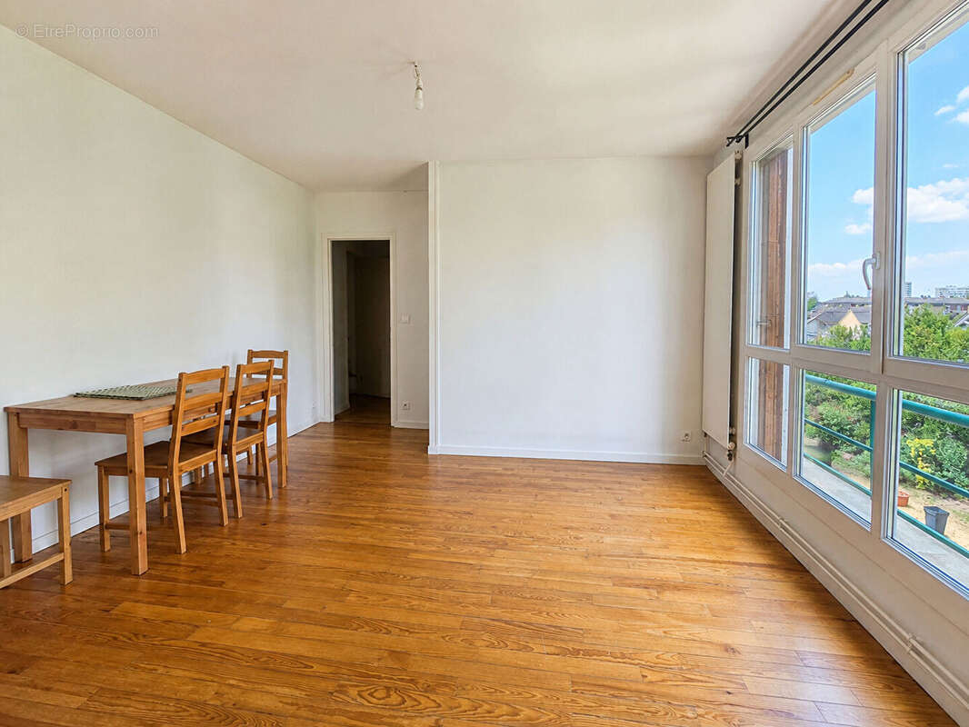A vendre - Appartement Epinay Sur Seine - 3 pièces, 2 chambres - photo 2