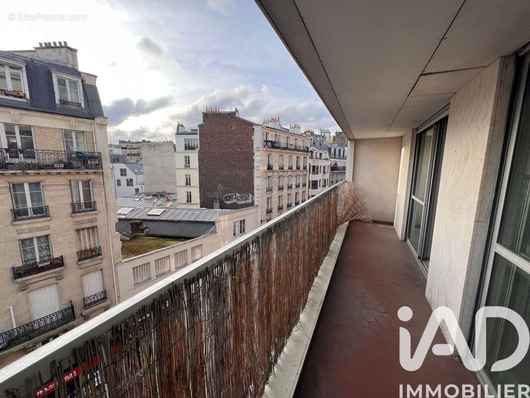 Photo 3 - Appartement à PARIS-18E