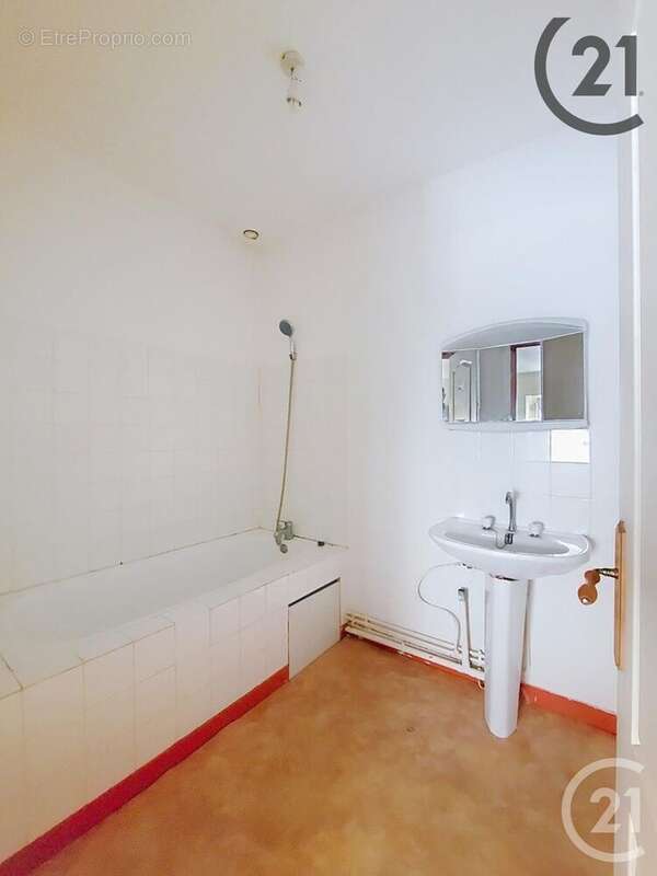 Autre à BRIENON-SUR-ARMANCON