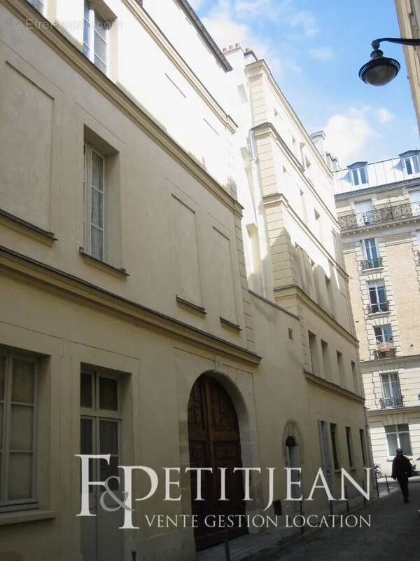 Appartement à PARIS-6E