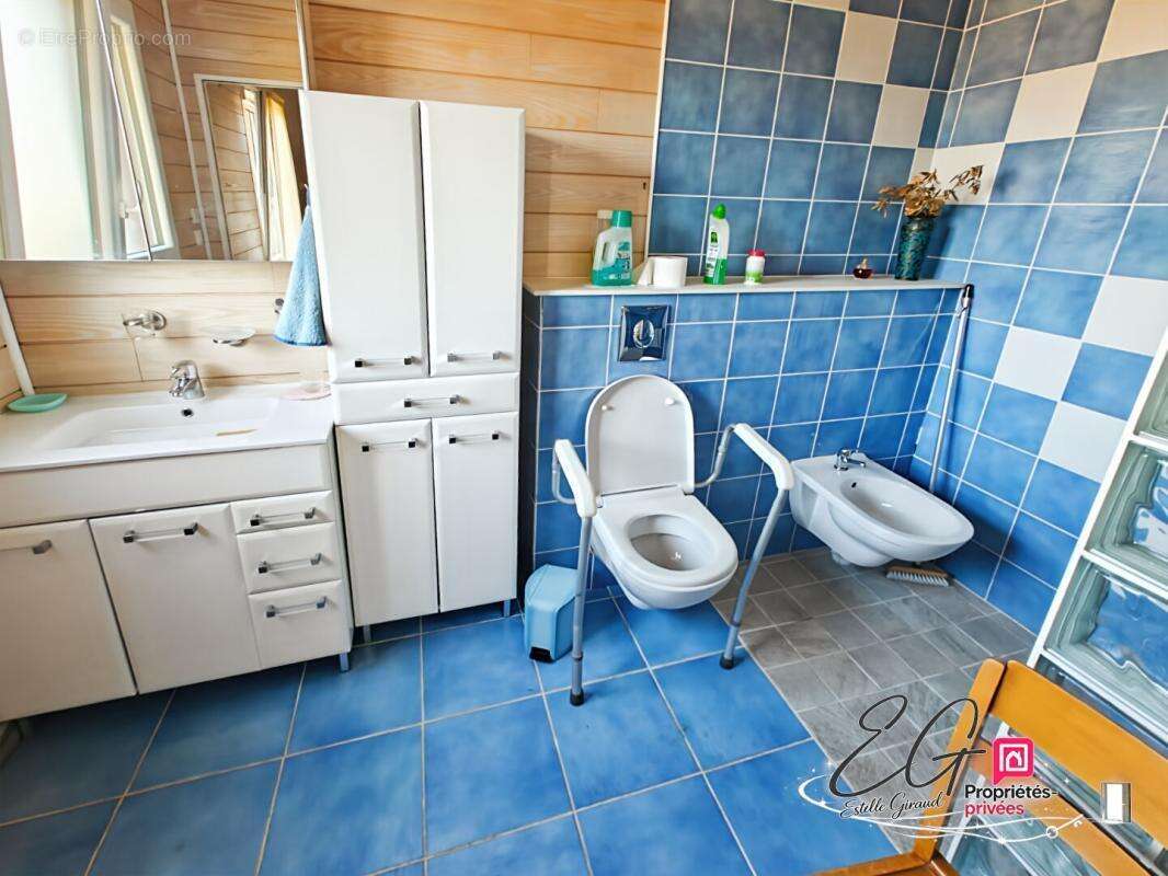 Maison ossature bois de plain-pied - Accessible PMR -118 m² --Terrain 1 500 m² - DPE B - photo 11
