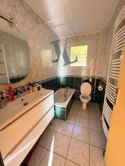 Maison à MONTMEYRAN