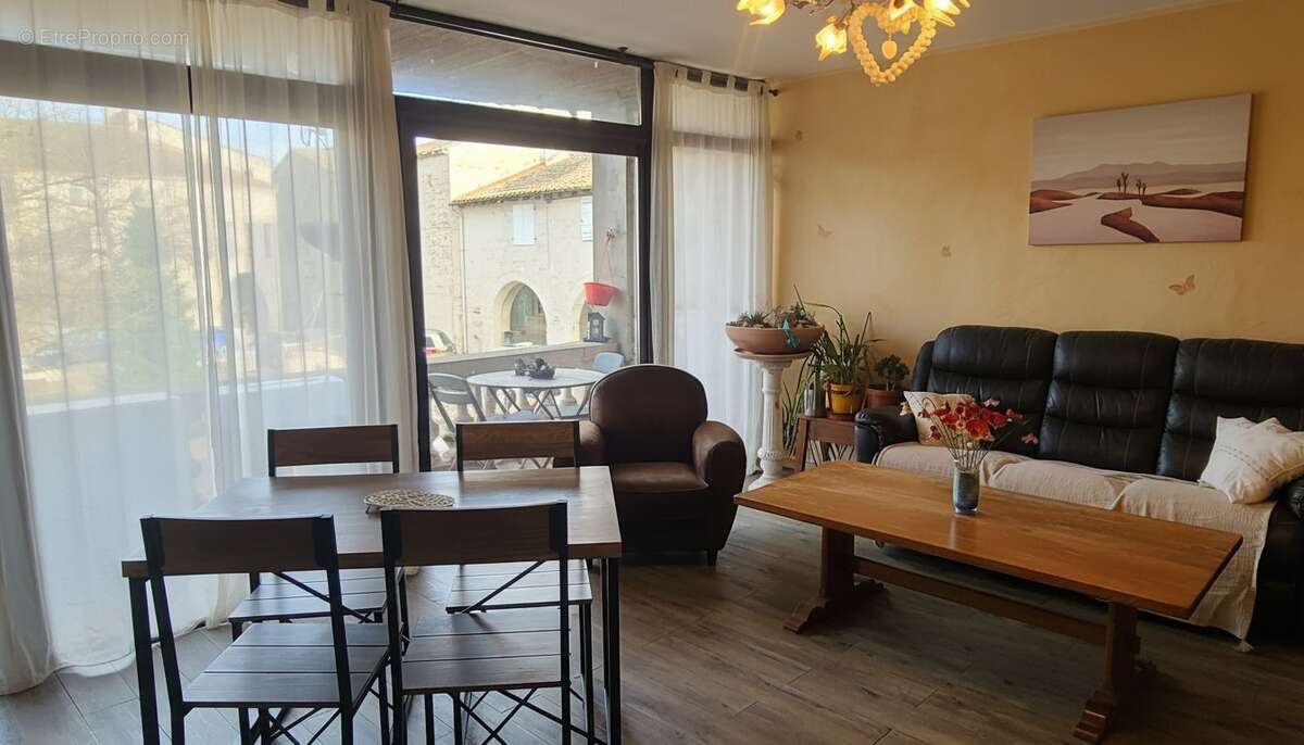 Appartement à CASTELSAGRAT