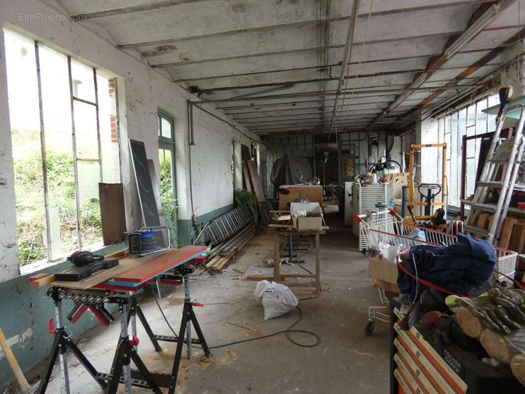 LOFT (130m²) avec dépendances (250m²) - photo 4