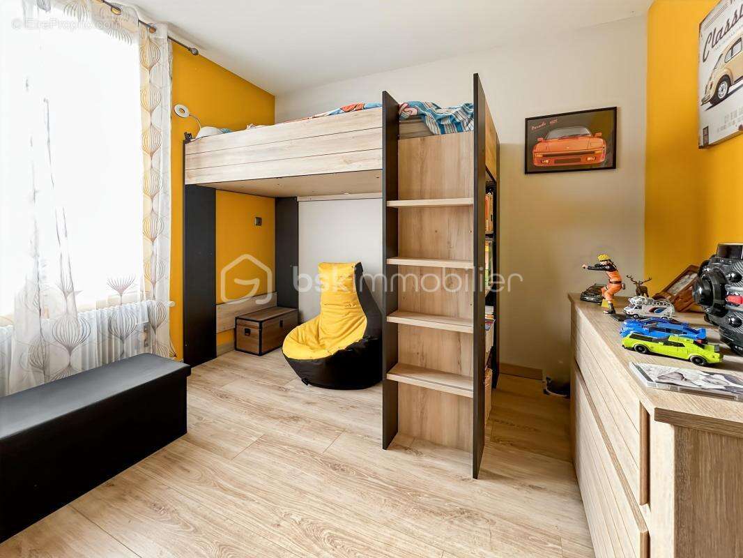 Maison à PONT-SUR-YONNE