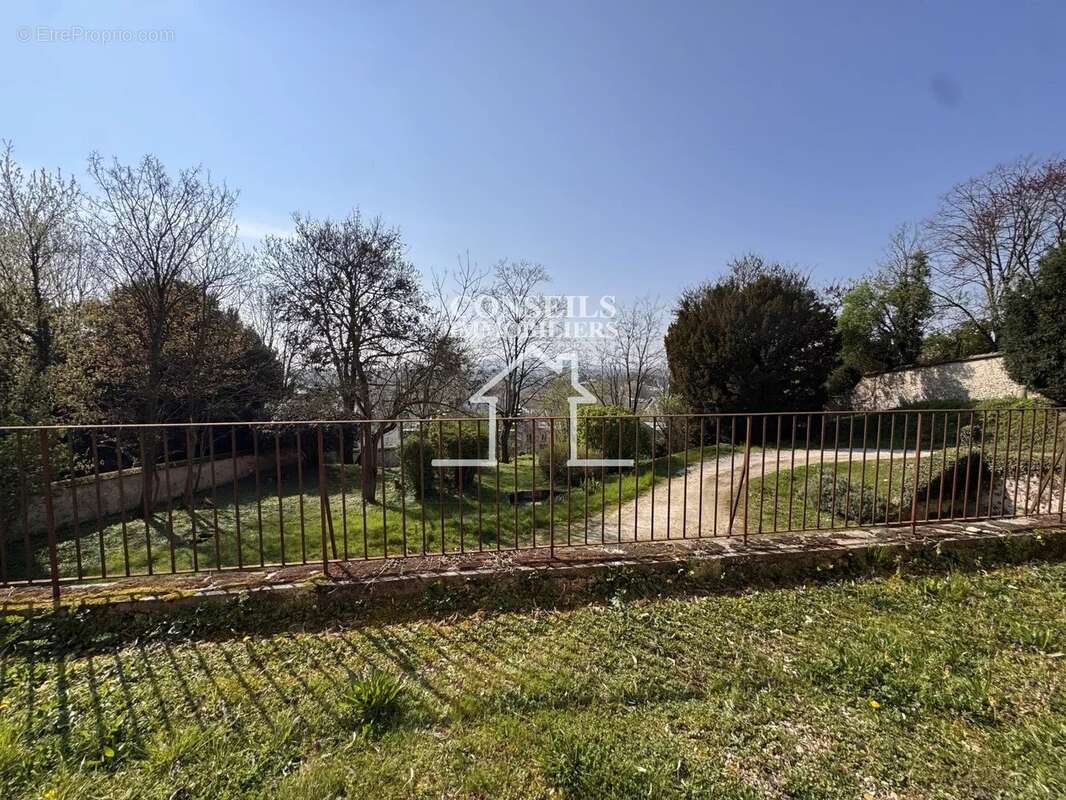 Appartement à JOIGNY