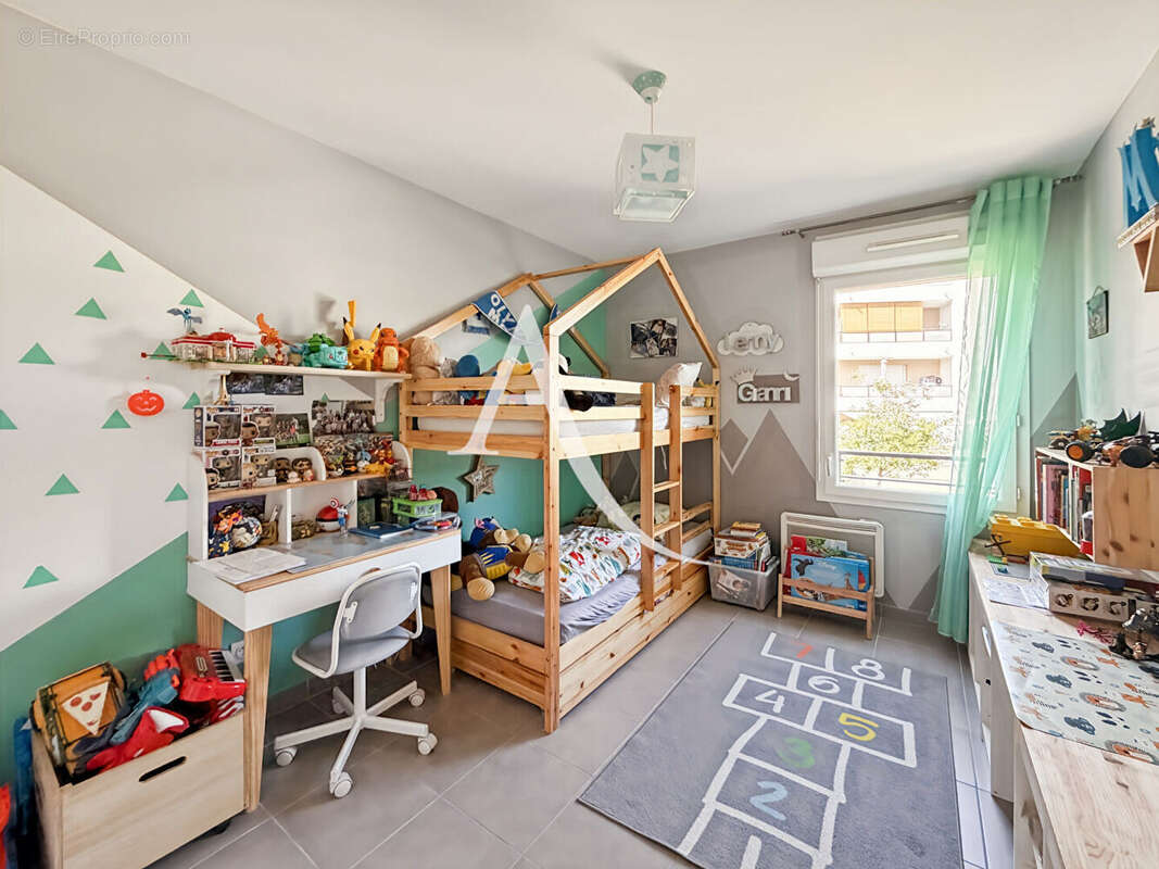 Appartement à MARSEILLE-13E