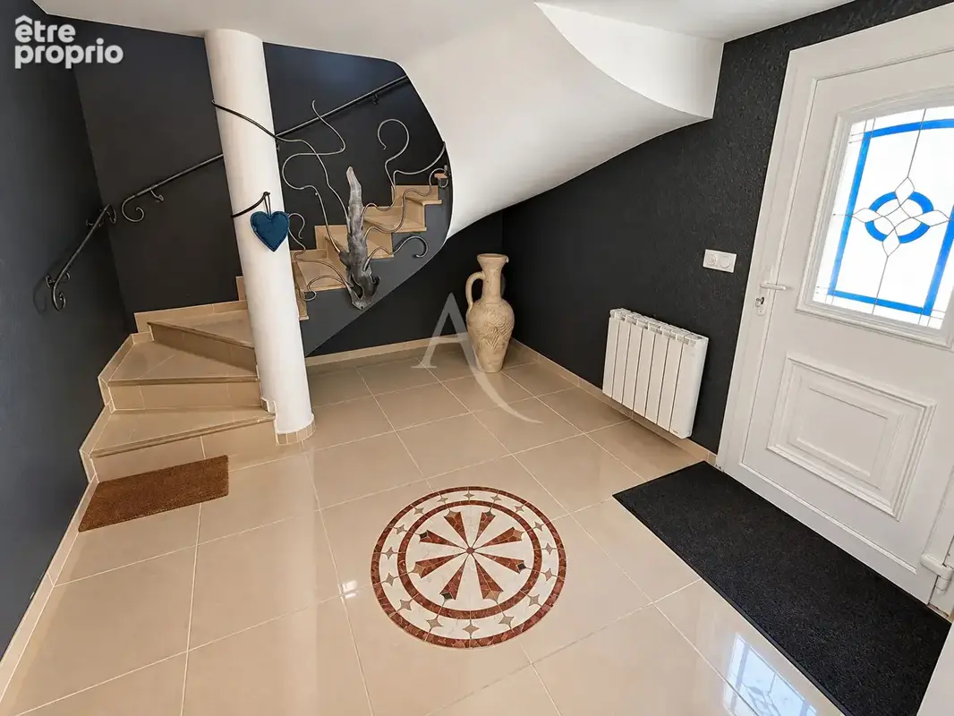 Villa d'exception avec piscine - 176 m² - 4 chambres -  Le Cailar - photo 7