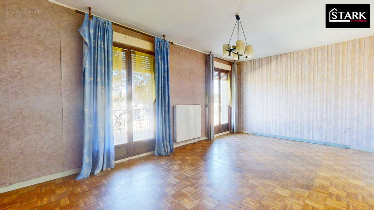 Maison à MAGNY-VERNOIS