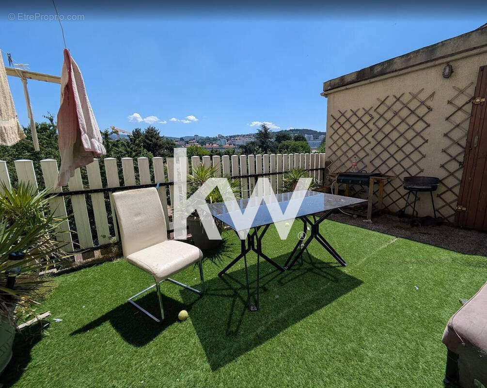 Photo Appartement à Saint-Etienne au prix de 89 900€