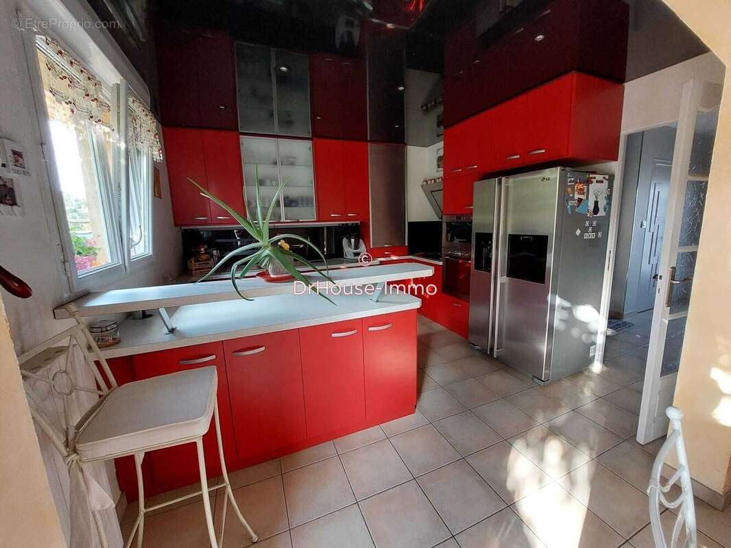 Maison à SAINT-GERVAIS-EN-BELIN