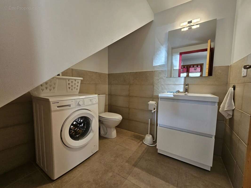 Appartement à CAILLE