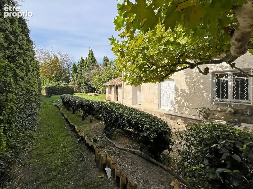 Photo Maison à Eyragues au prix de 367 000€