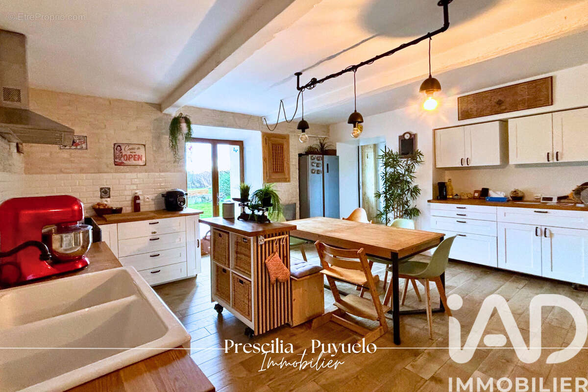 Photo 7 - Maison à PUYDARRIEUX