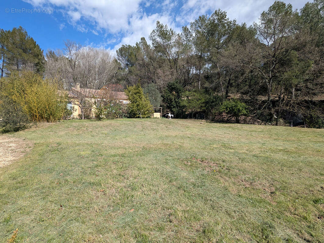Maison à SILLANS-LA-CASCADE