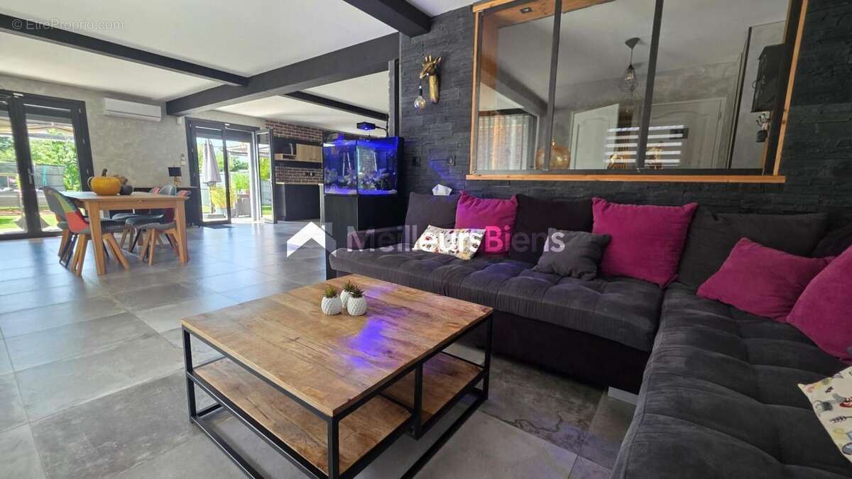 Saultain 59990 maison 6 pièces 186 m² avec terrasse et garage - photo 5