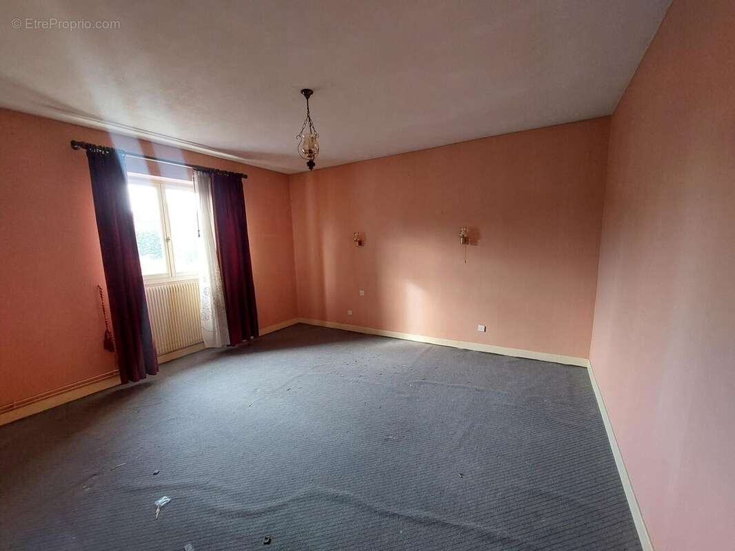 Maison 151 m² à Vierzon  - photo 9