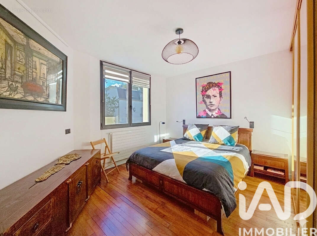 Photo 9 - Maison à SURESNES