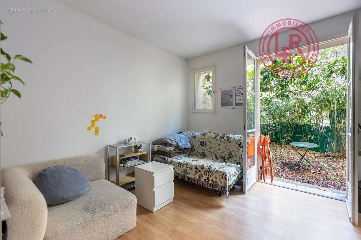 Appartement à PARIS-11E