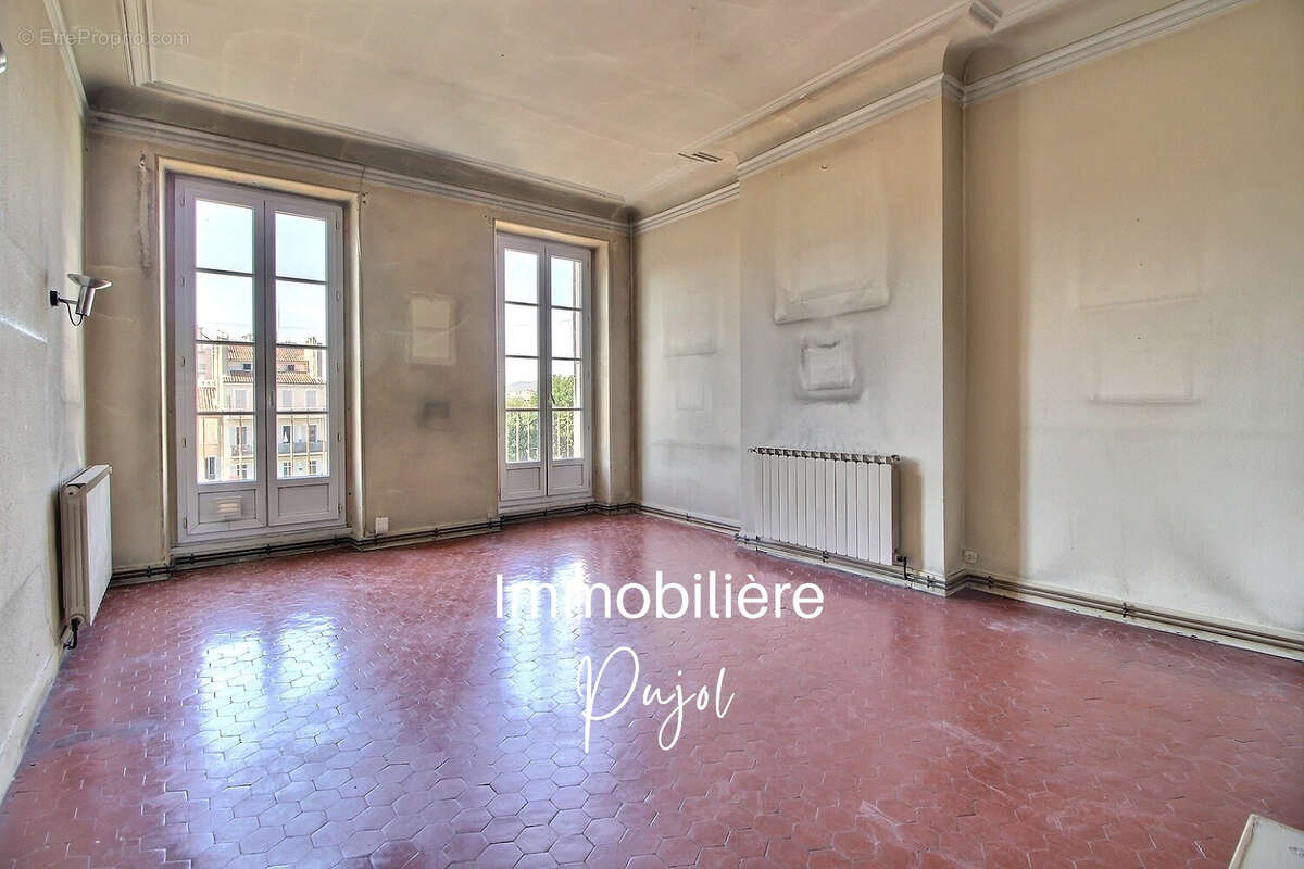 Exclusivite t3/4 - dernier etage - 20 rue farges 13008 marseille - photo 3