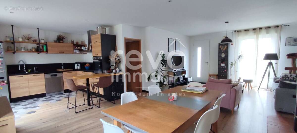 Maison à LA CHEVROLIERE