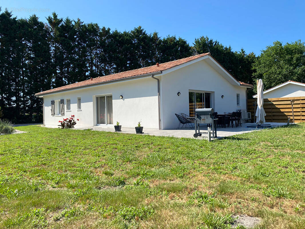 Maison à SAINT-YAGUEN