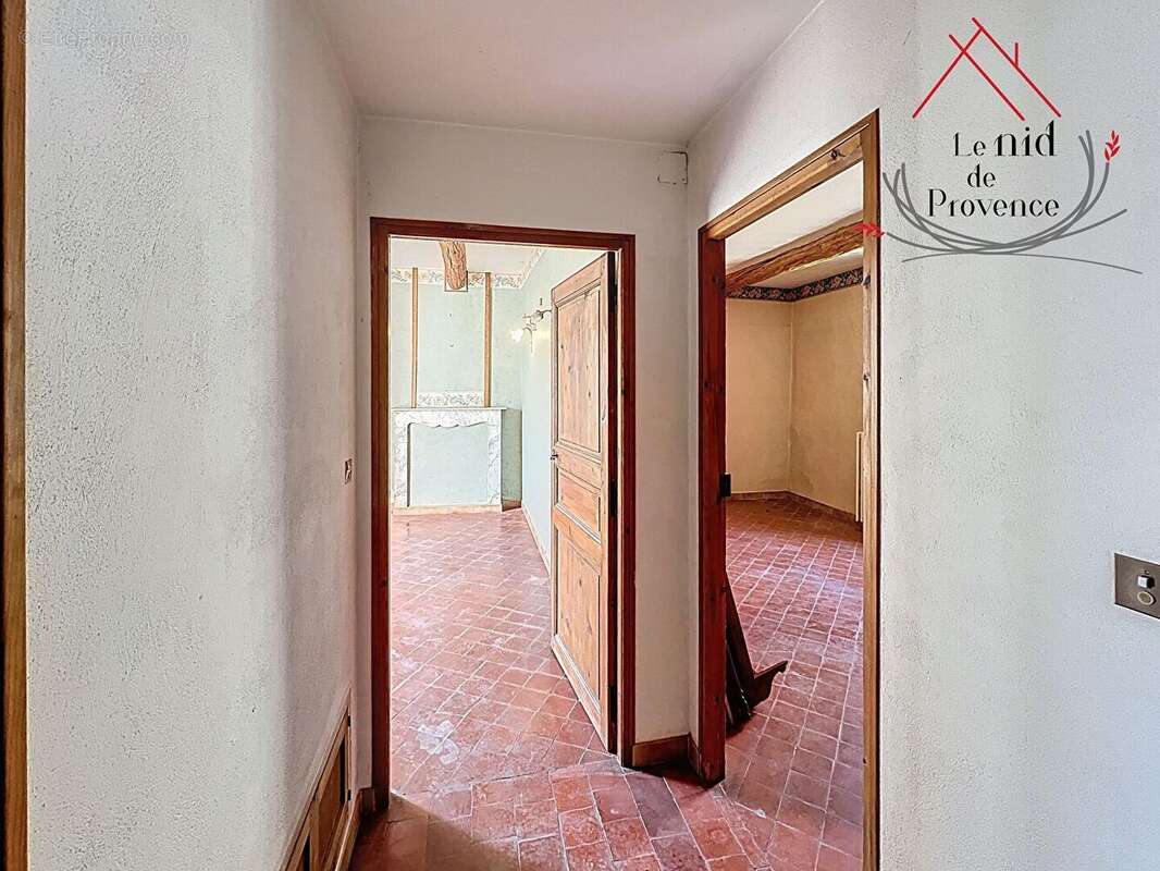 Maison à PERNES-LES-FONTAINES