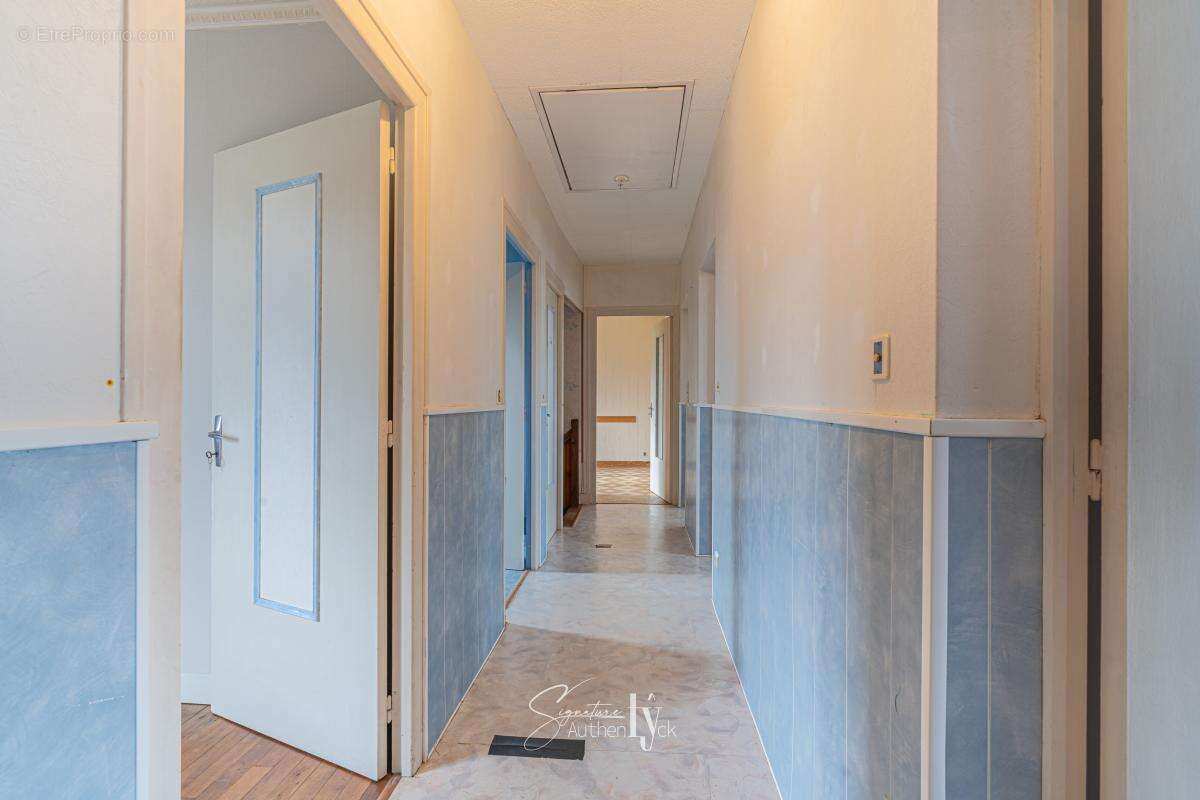 Maison à MAGNAC-BOURG