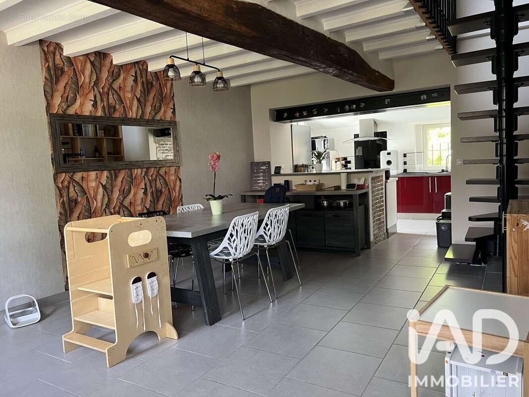 Maison 149 m² à Chatres  - photo 3