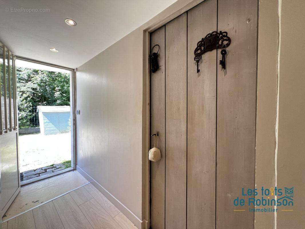 Maison à LE PLESSIS-ROBINSON