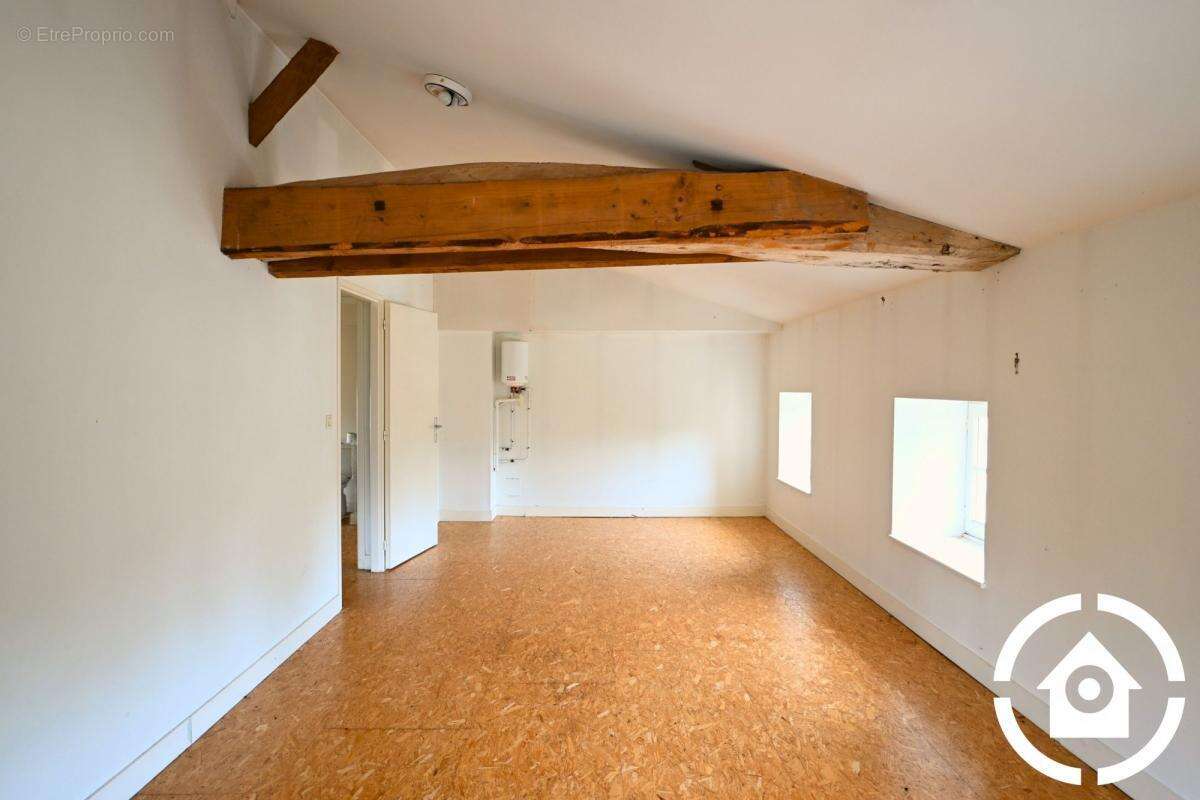 Belle maison de caractère au coeur de Gensac La Pallue - photo 24
