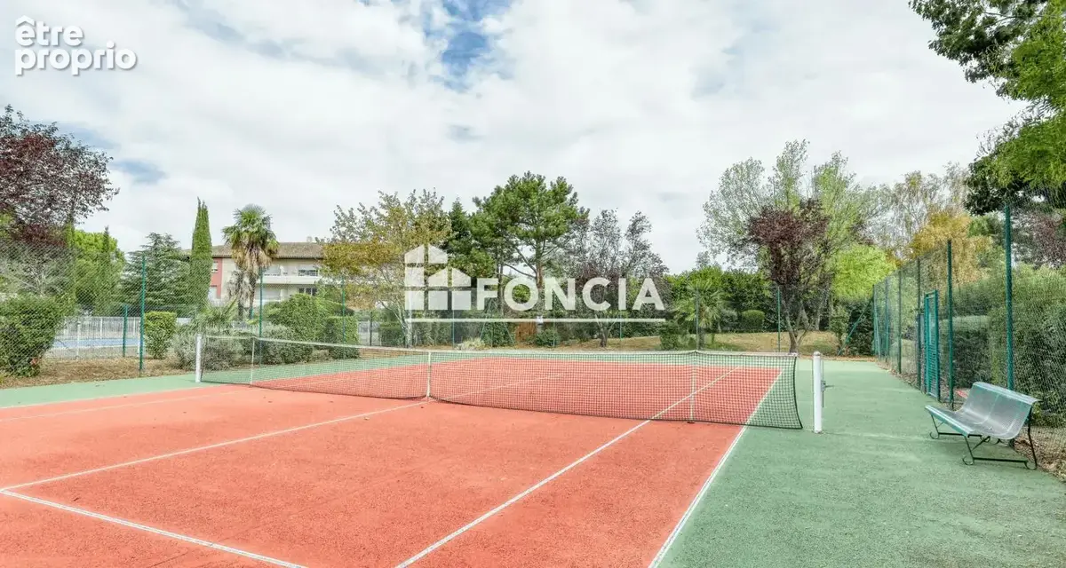 TOULOUSE LES VITARELLES : Bel appartement avec piscine et tennis en dernier étage - photo 3