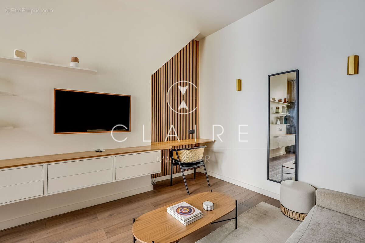 Appartement à PARIS-3E