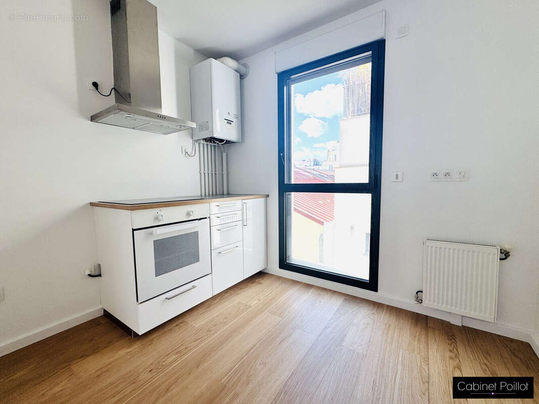 Appartement à PARIS-20E