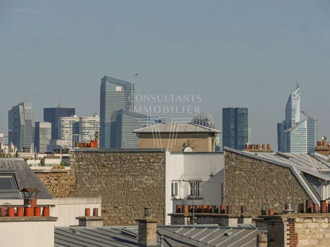 Appartement à PARIS-16E