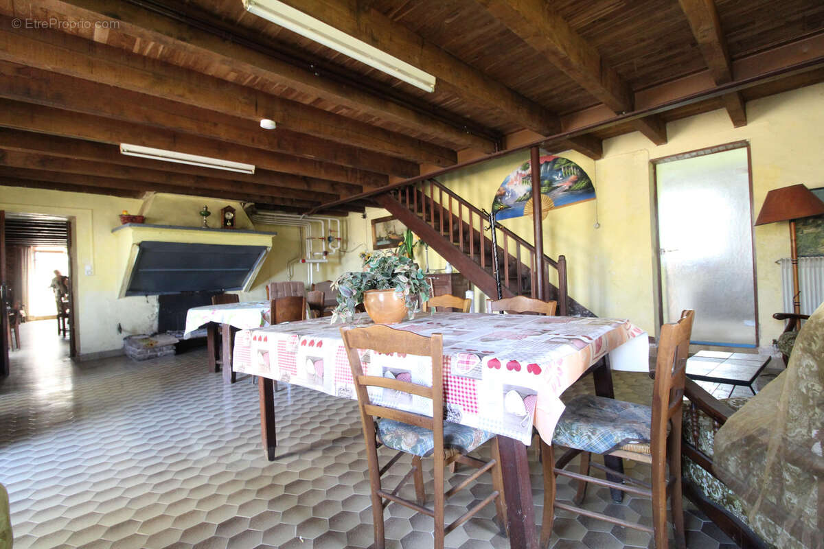 Maison à MOUNES-PROHENCOUX